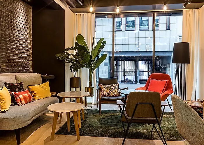 Hotel Laz' Urbain 4*