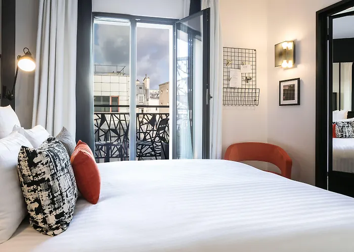 Laz' Urbain Hotell Paris