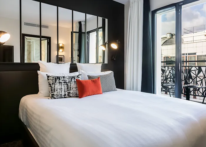 Laz' Urbain Hotell