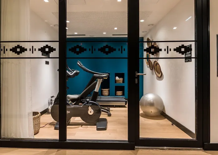 Laz' Urbain 4* Paris