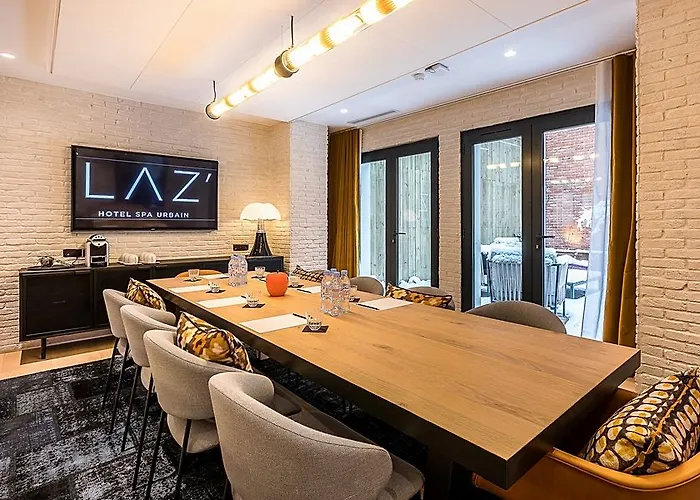 Laz' Urbain 4* Paris