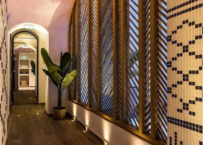 Laz' Urbain Hotell 4*
