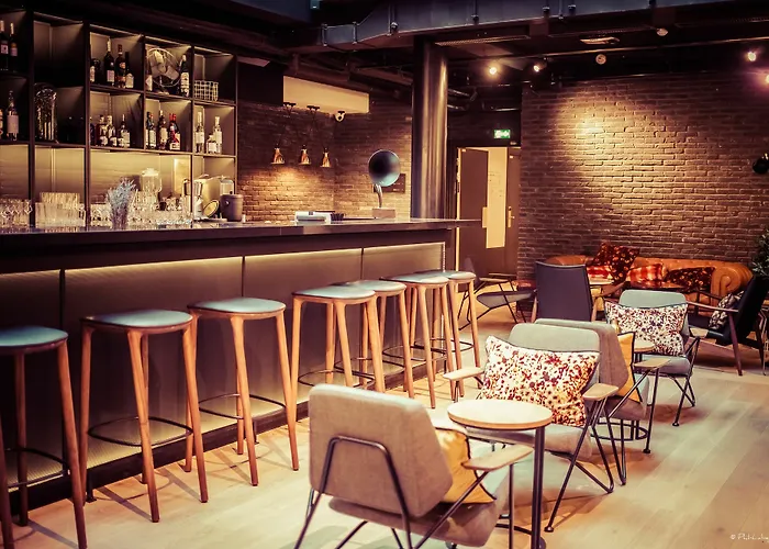 Laz' Urbain Hotell Paris