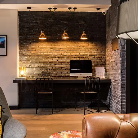 Szálloda Laz' Urbain Párizs