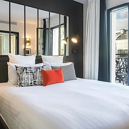 Laz' Urbain 4*