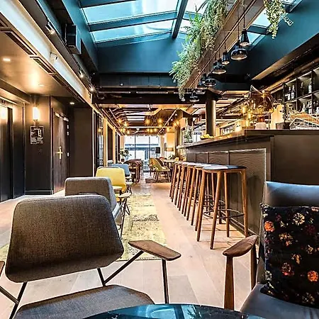 Laz' Urbain Hotel Paříž
