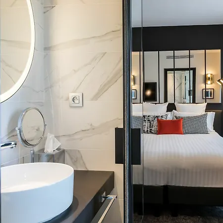 Laz' Urbain Hotel Paris