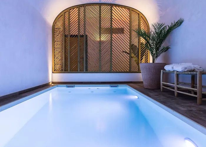 Hotel Laz' Urbain 4*