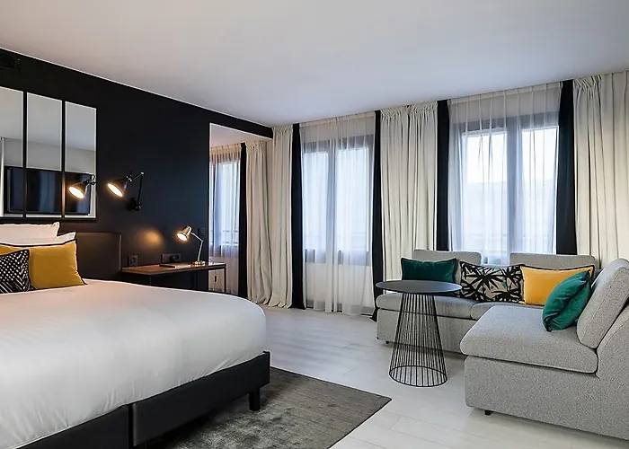 Hotel Laz' Urbain 4*