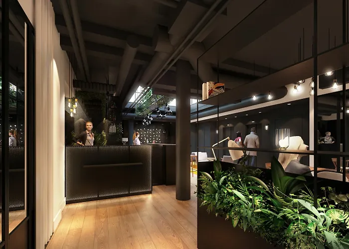 Laz' Urbain 4* Paris