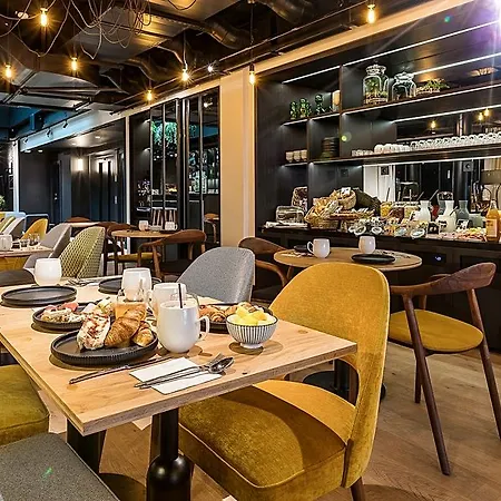 Laz' Urbain 4* Париж