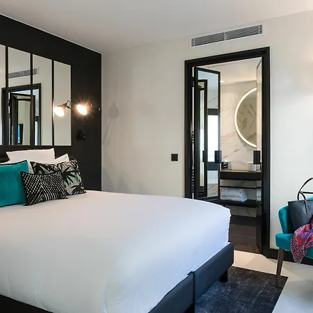 Отель Laz' Urbain 4*
