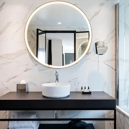 Laz' Urbain Hotel 4*