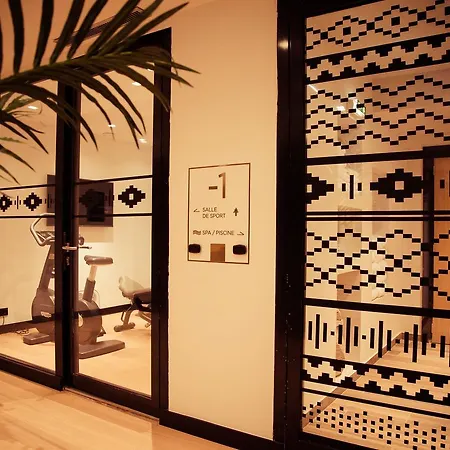 Laz' Urbain 4* Paris